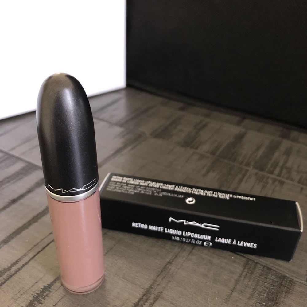 M.A.C. Cosmetics Retro Matte Liquid Lipcolour
